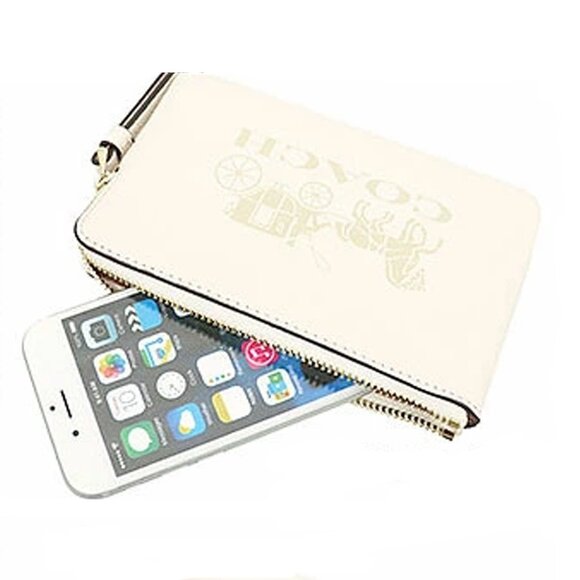 Coach Bag Vintage Vanilla Cream Zip Wristlet Horse Carriage Leather Handbag NEW - Picture 7 of 9